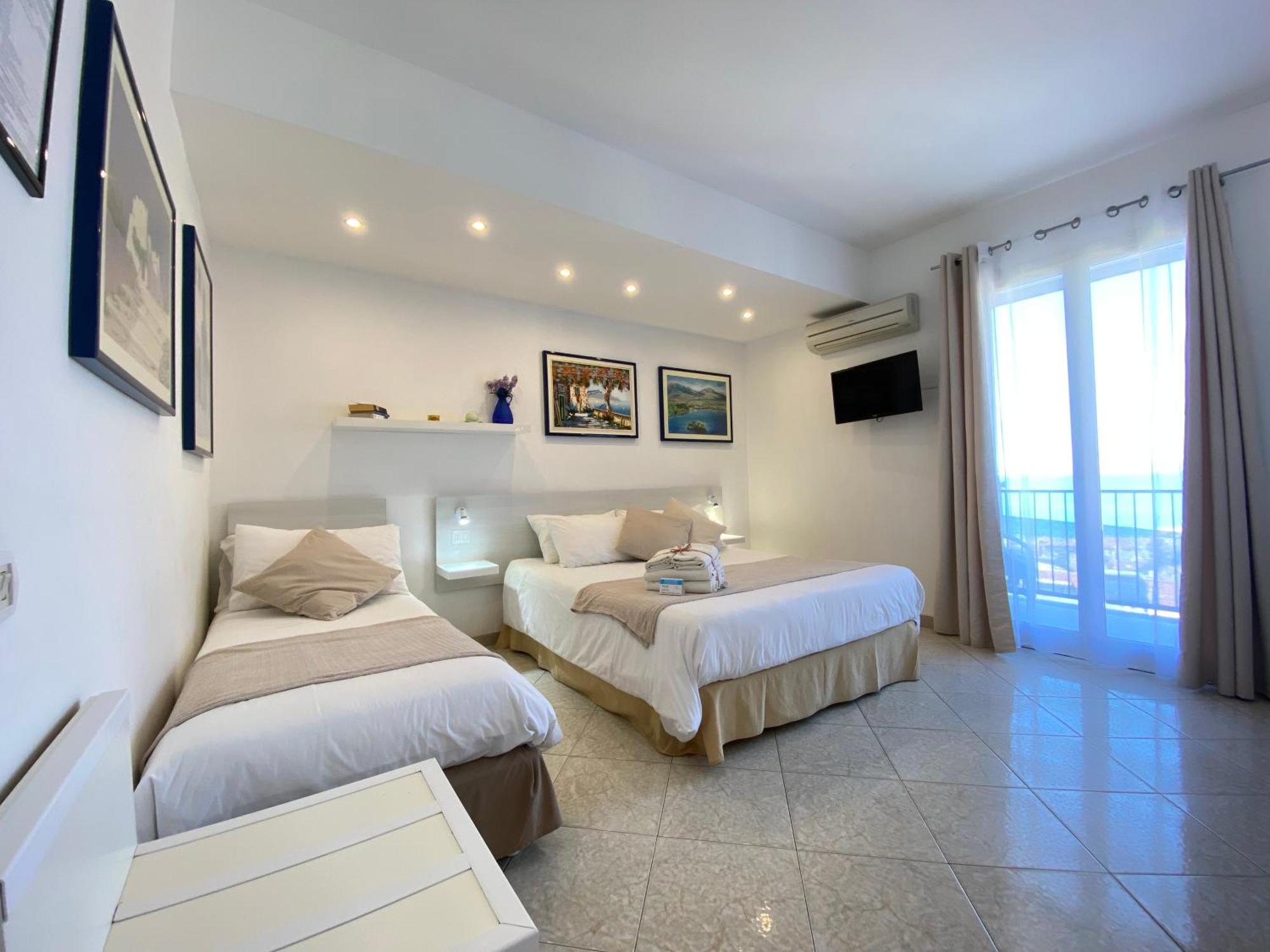 Ma&Mi Guest House Чефалу Номер фото
