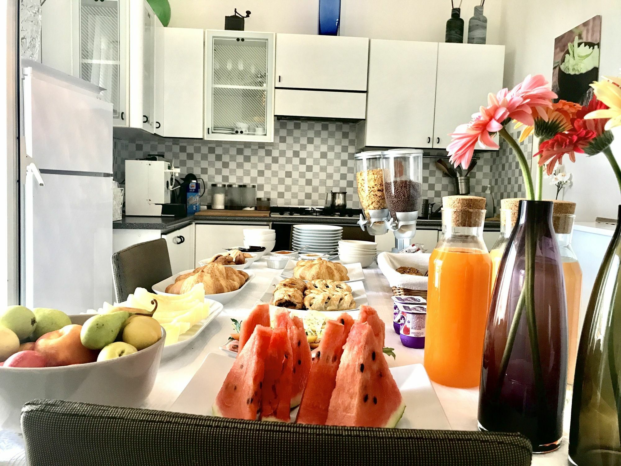 Ma&Mi Guest House Чефалу Экстерьер фото